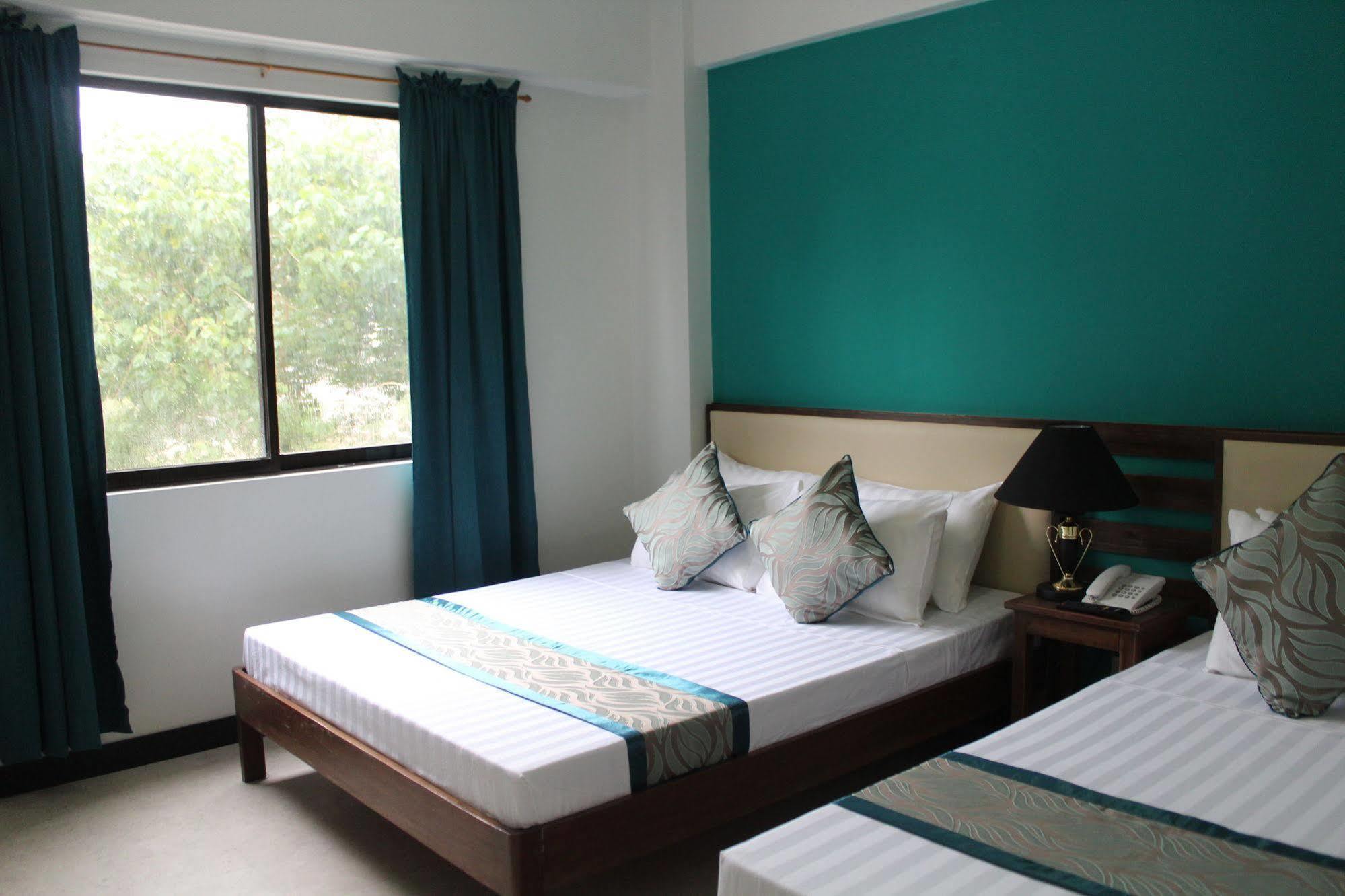 Reddoorz Plus Near Rizal Junction Puerto Princesa Eksteriør billede