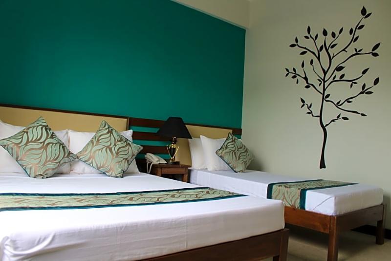 Reddoorz Plus Near Rizal Junction Puerto Princesa Eksteriør billede