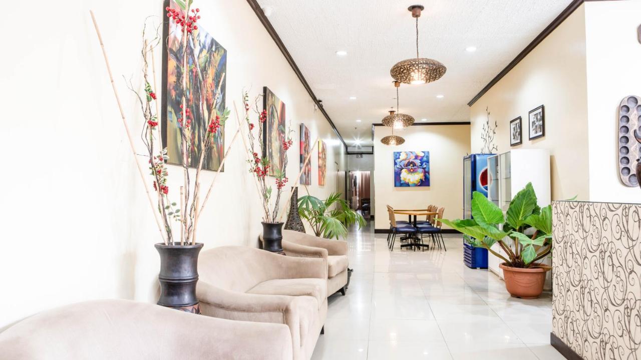 Reddoorz Plus Near Rizal Junction Puerto Princesa Eksteriør billede